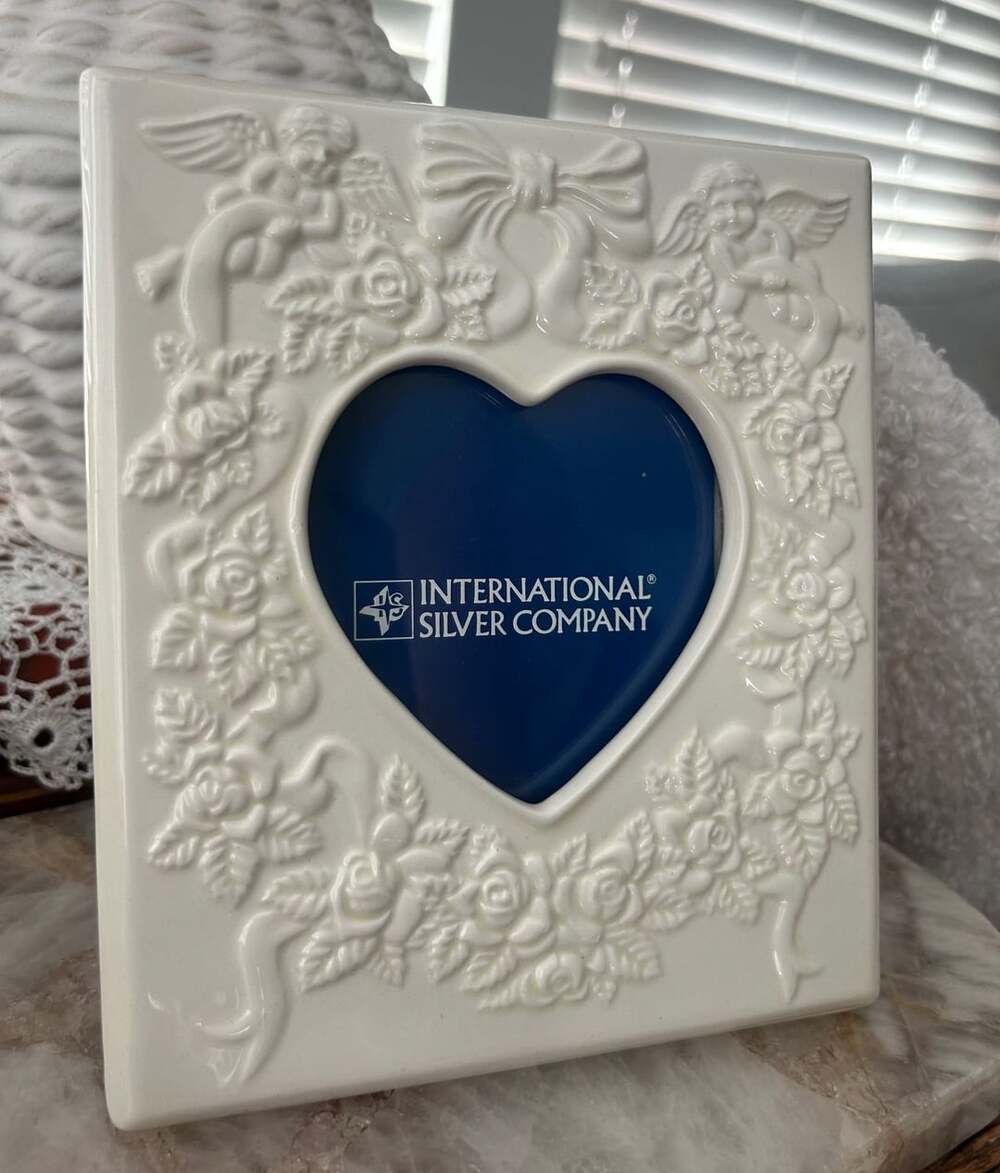 International Silver Ceramic Frame